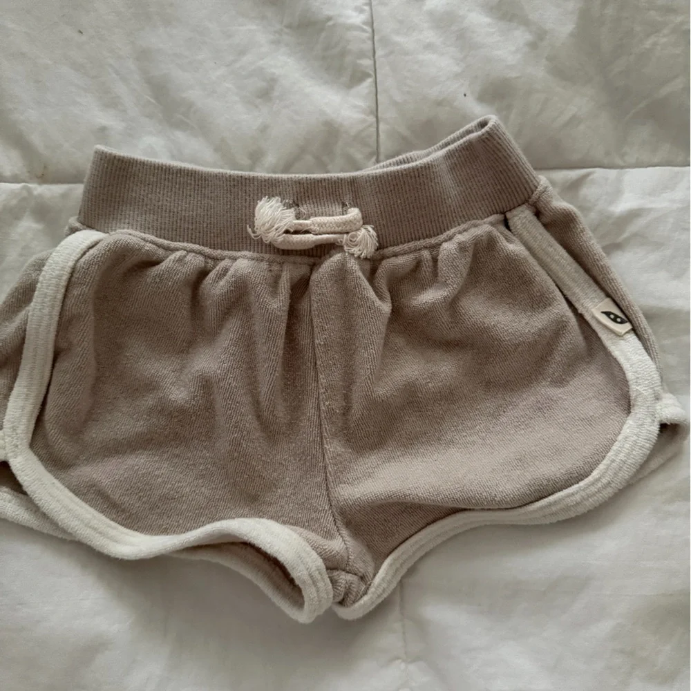 Stylish Tan Knit Diaper Cover for Kids